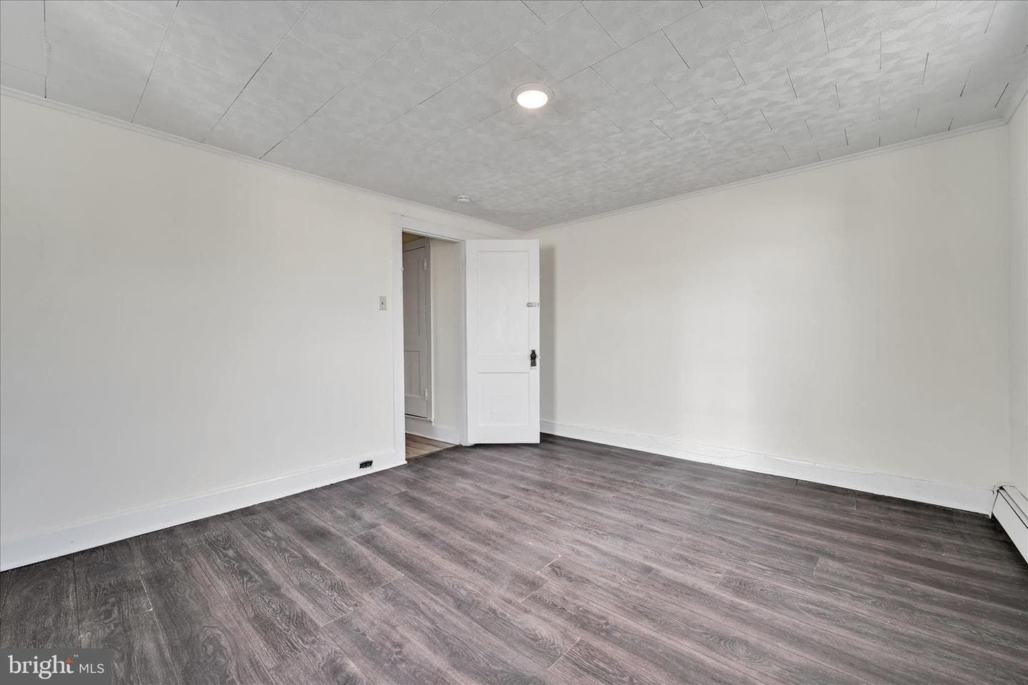 305 S 4th Street photo 16