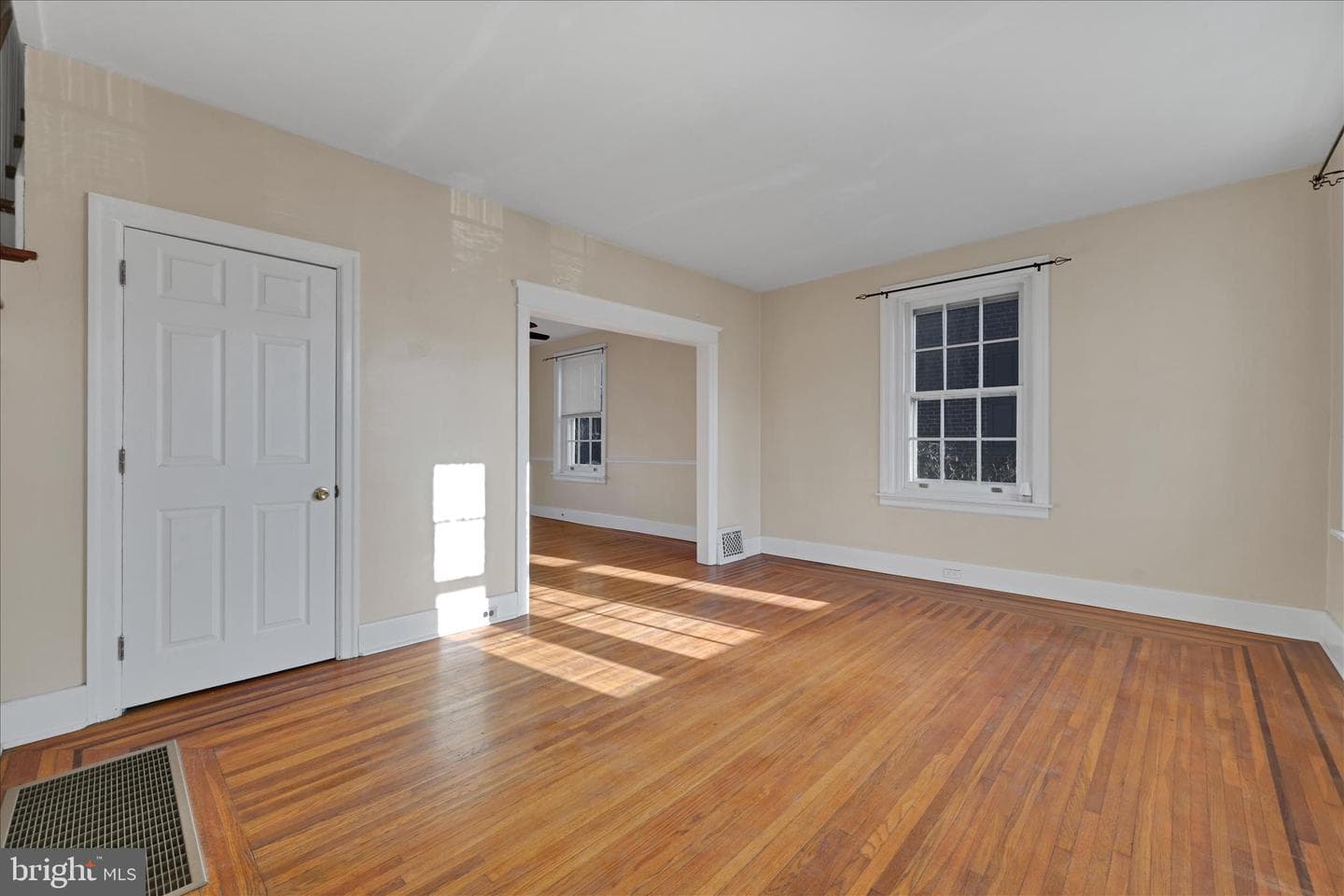 382 Sunset Road photo 5