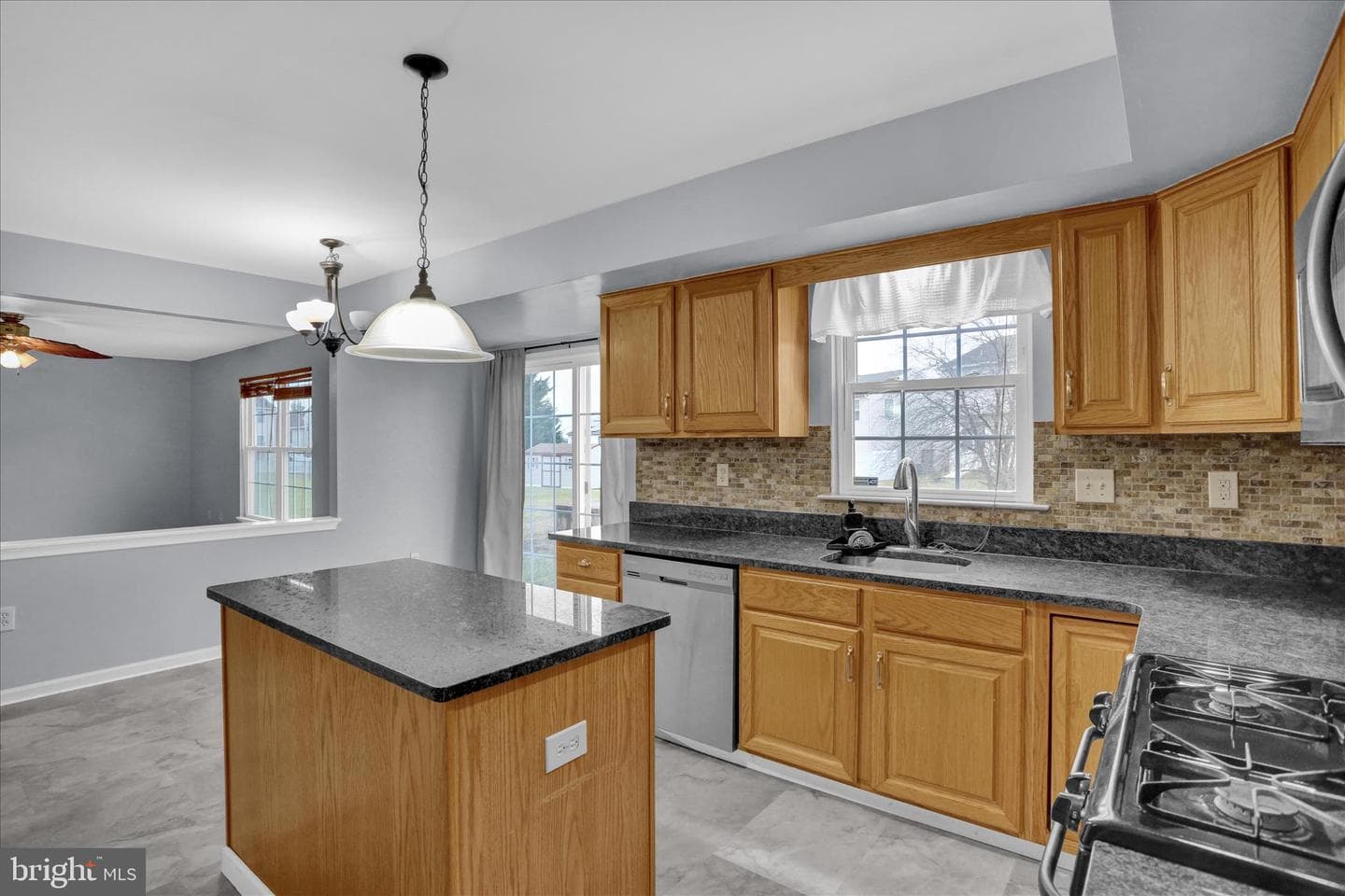 1016 Josephine Drive photo 12