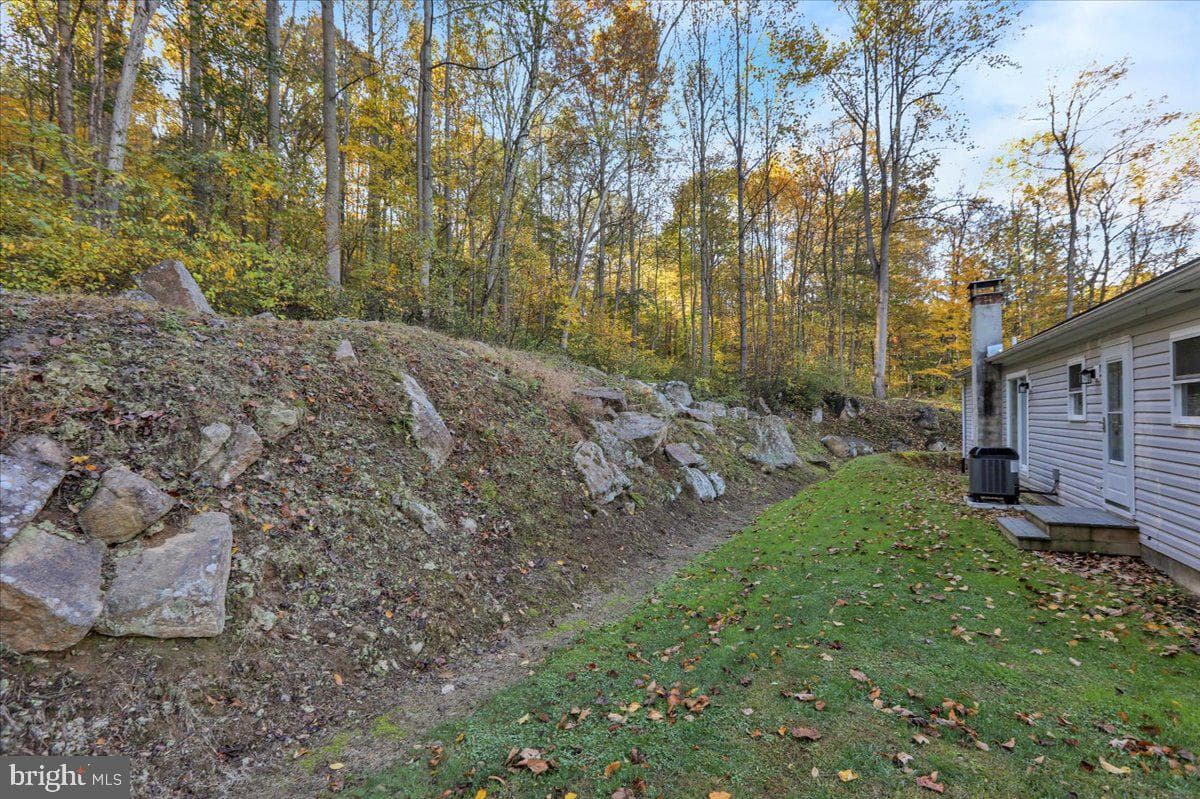 119 Smoketown Road photo 4