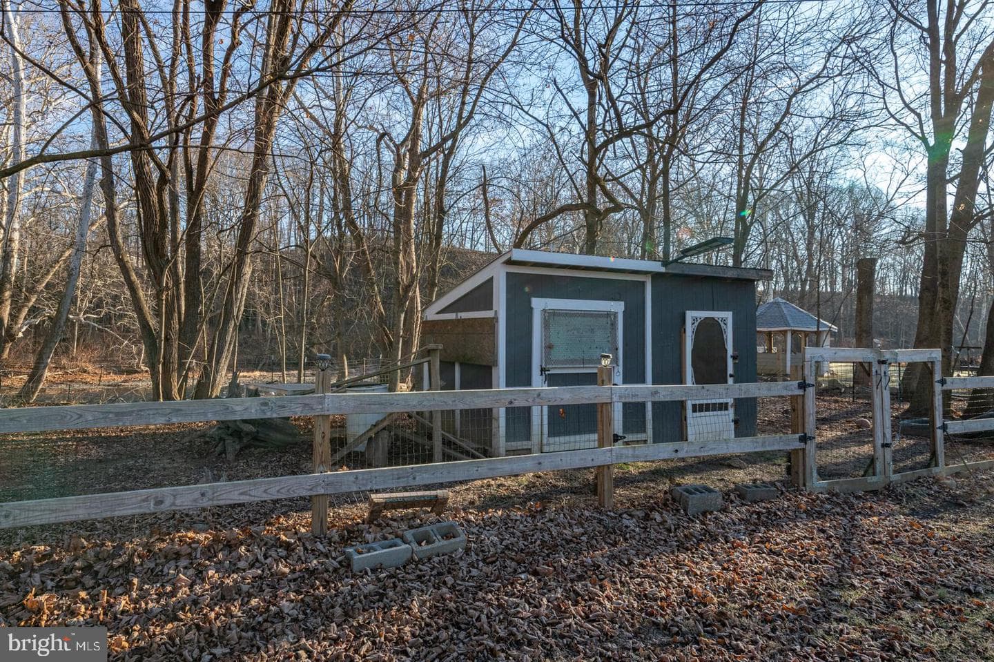 448 Creek Lane photo 18