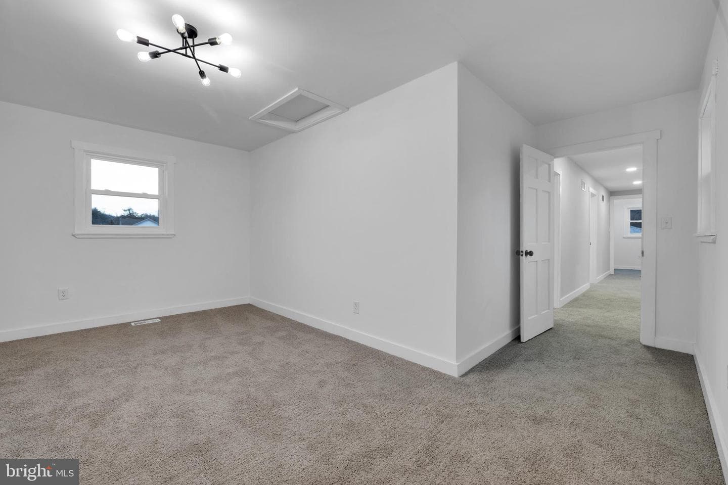 119 Heidelberg Avenue photo 31