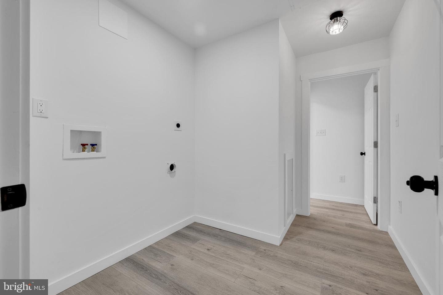 119 Heidelberg Avenue photo 33