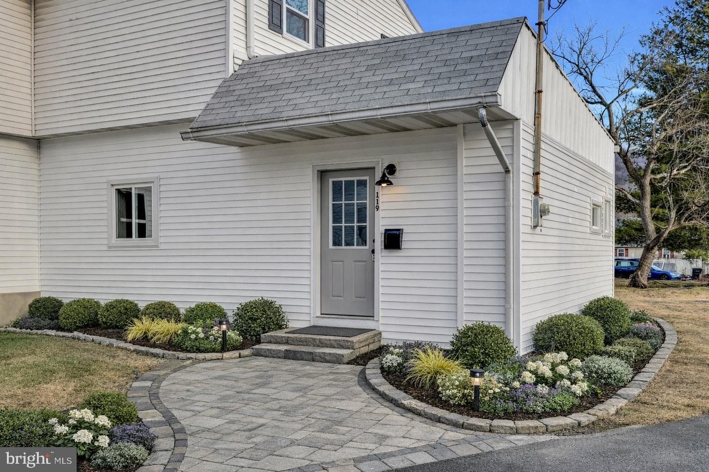 119 Heidelberg Avenue photo 4