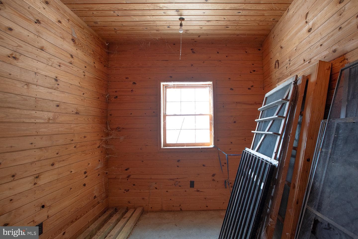 220 Dietrich Road photo 72
