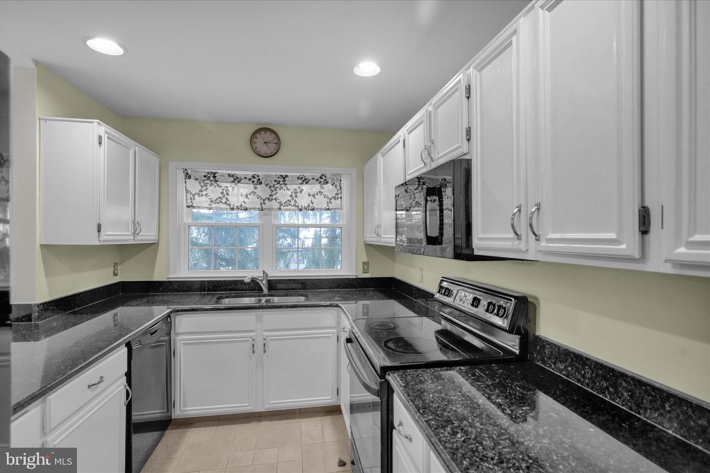 40 Tanglewood Drive photo 7