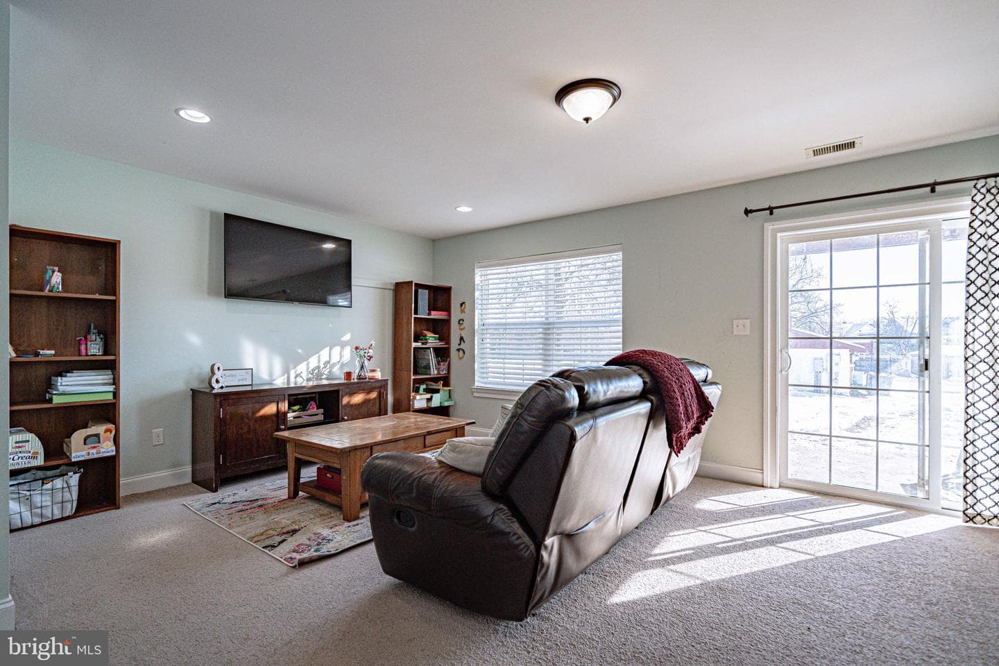 1014 Yarn Court photo 6
