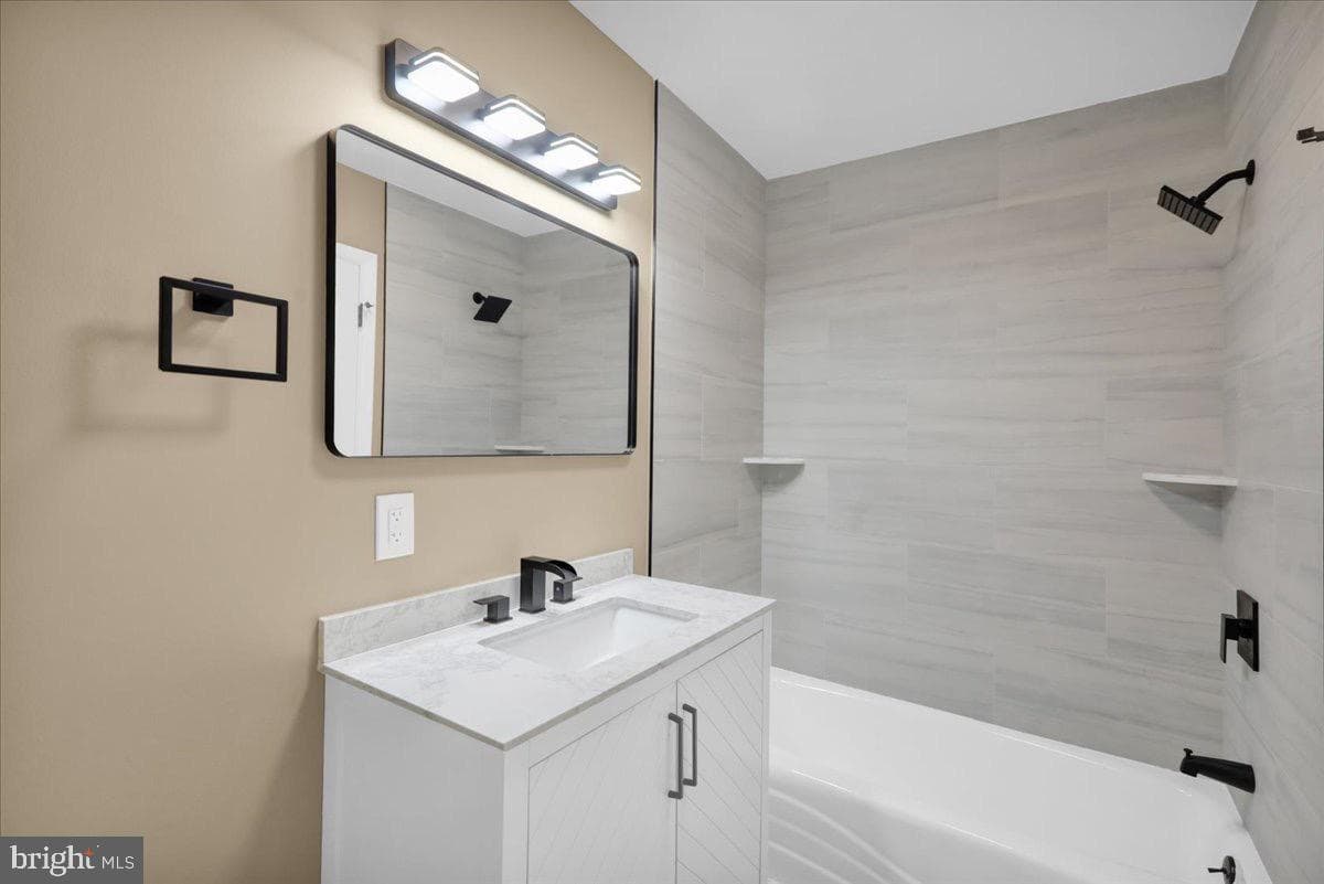 41 Dorchester Drive photo 23