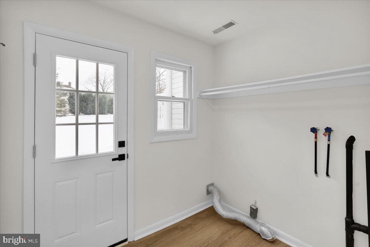 41 Dorchester Drive photo 36