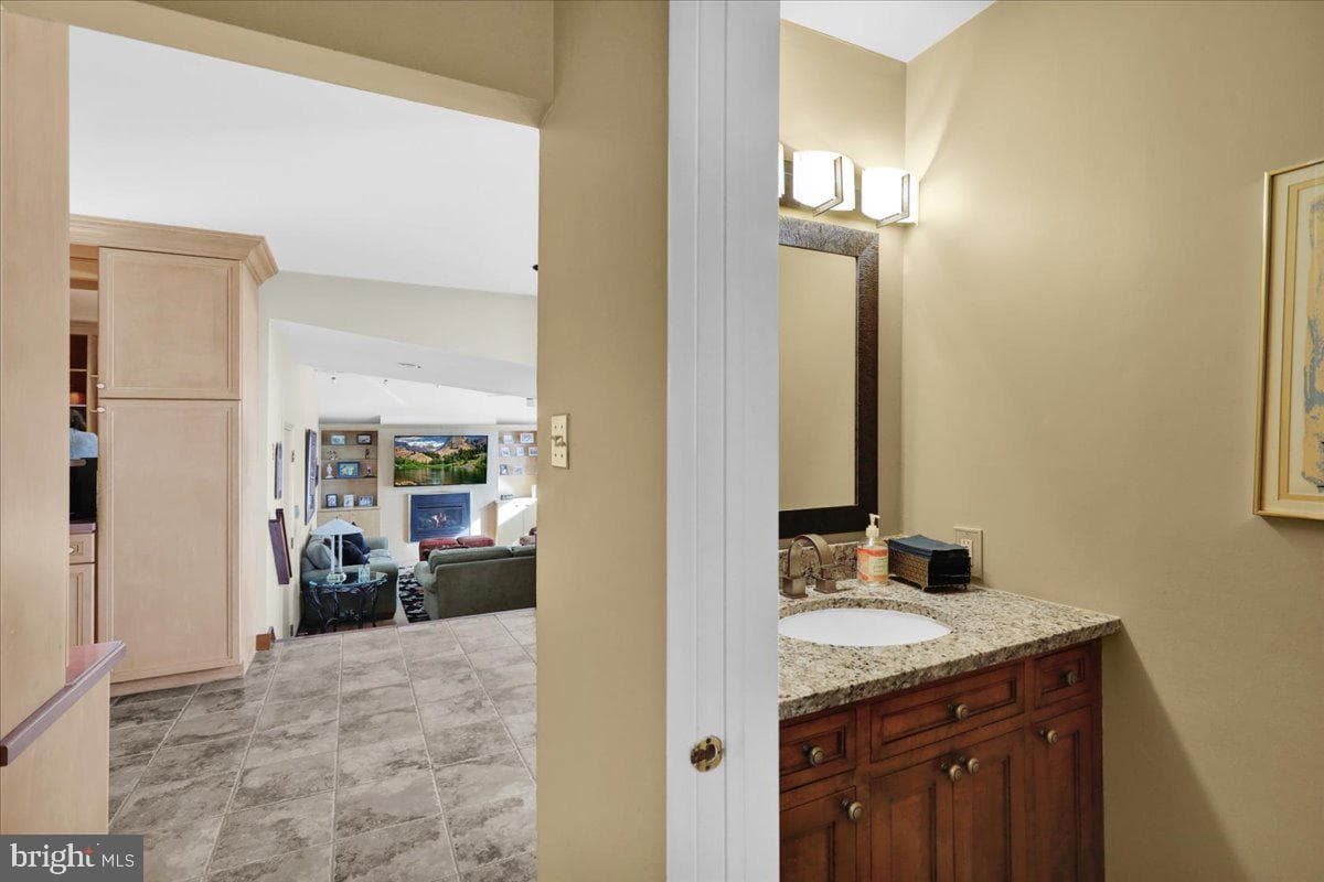 15 Courtleigh Place photo 19