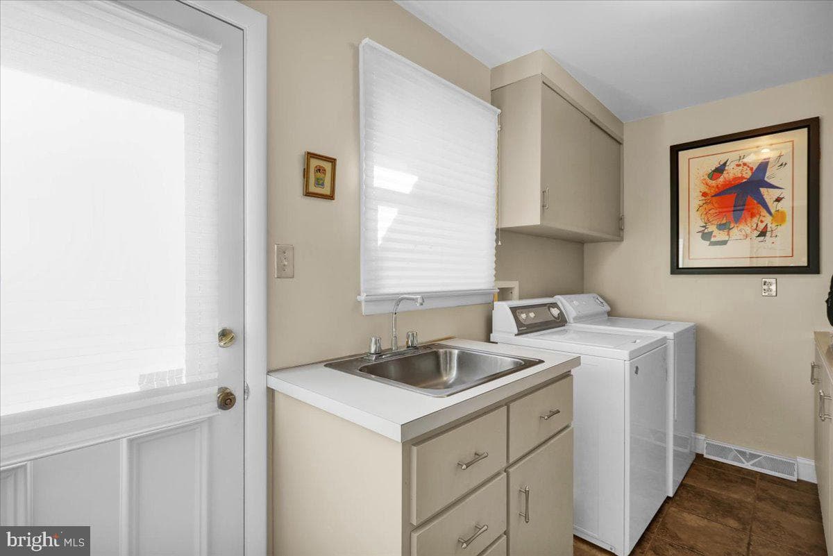 15 Courtleigh Place photo 21
