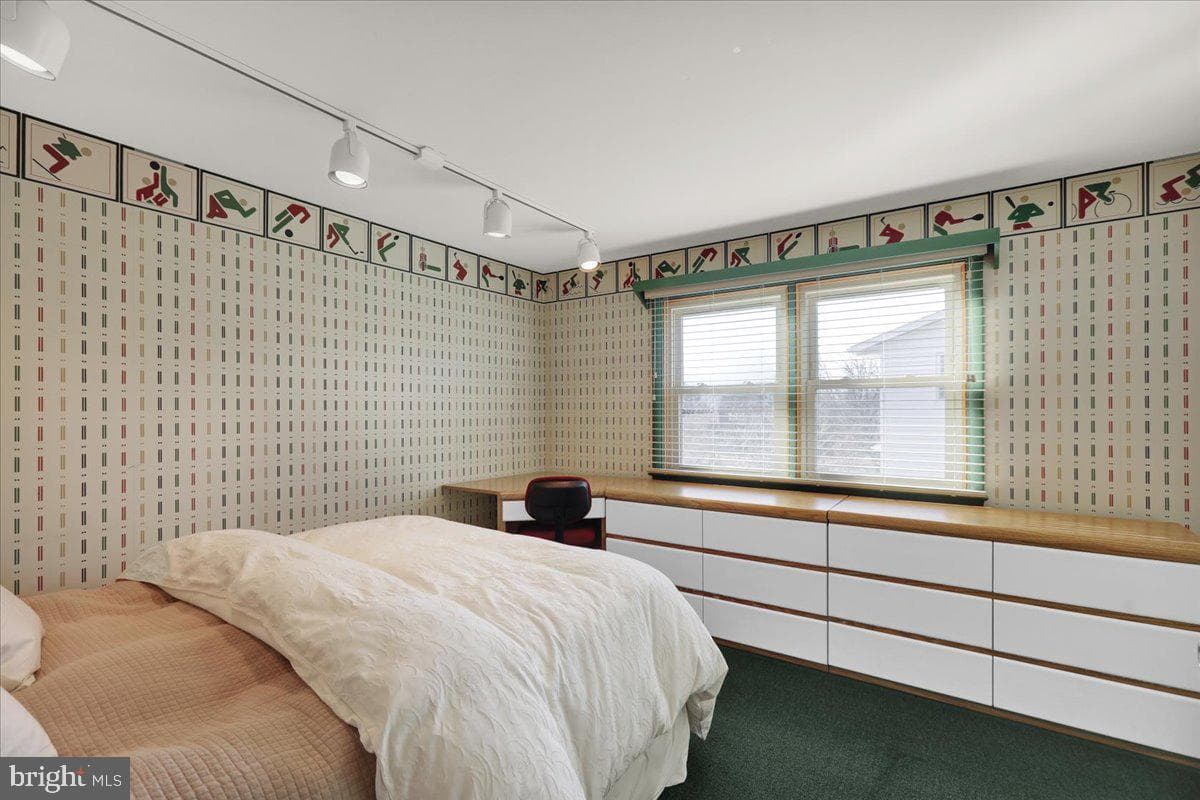 15 Courtleigh Place photo 29