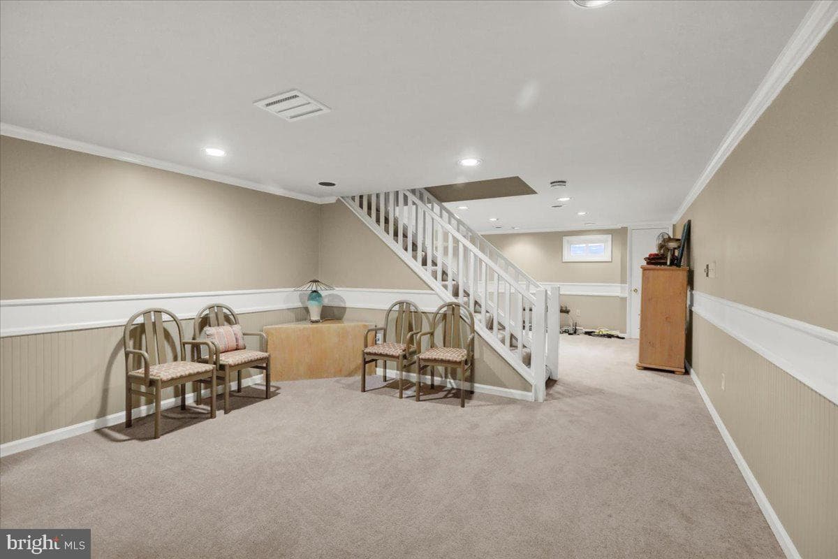 15 Courtleigh Place photo 32