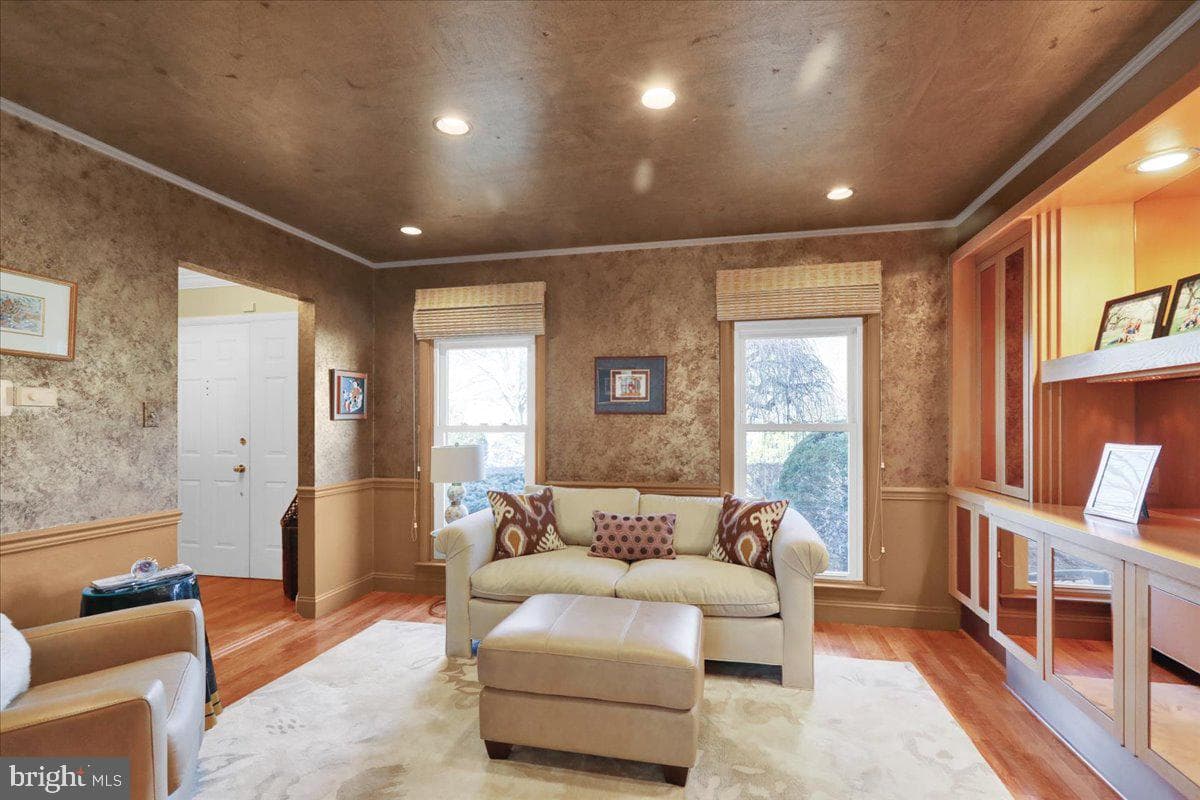 15 Courtleigh Place photo 7
