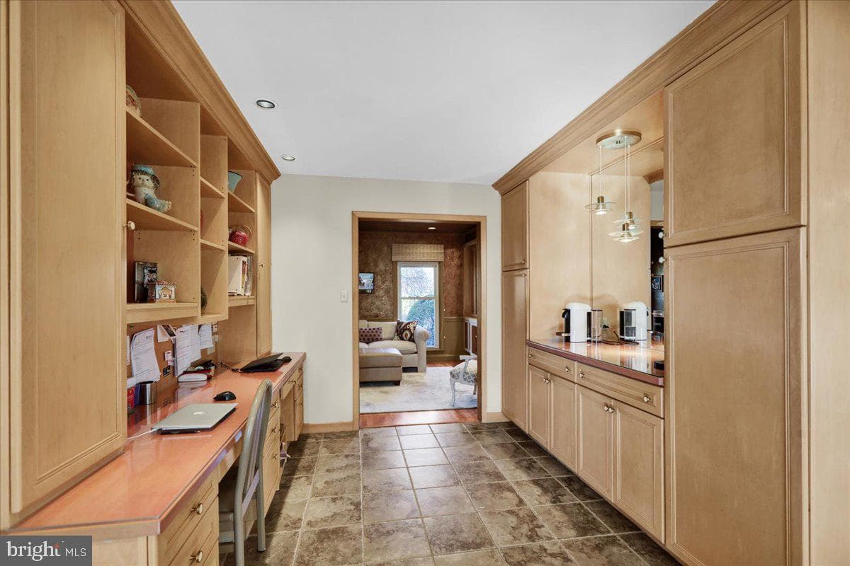 15 Courtleigh Place photo 8