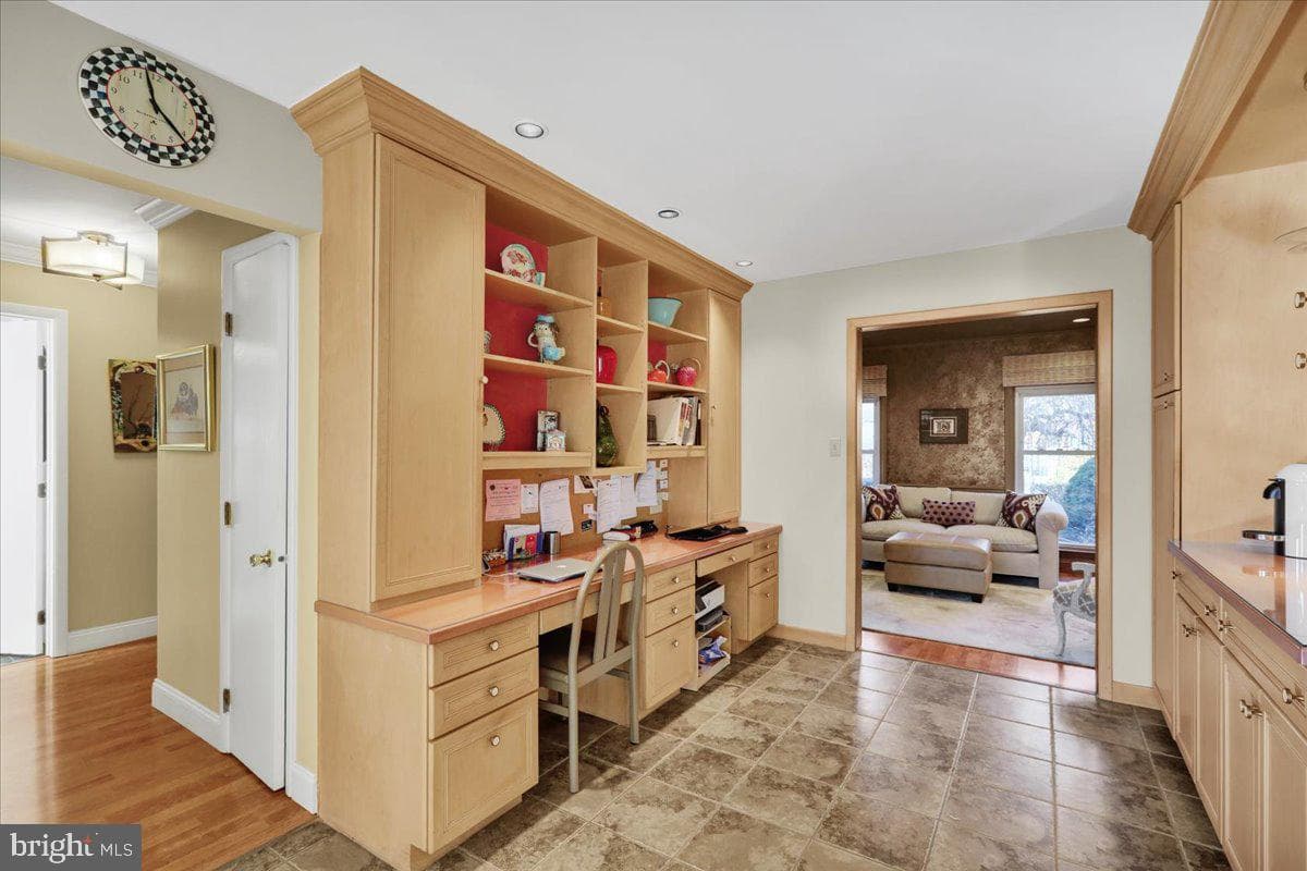 15 Courtleigh Place photo 9