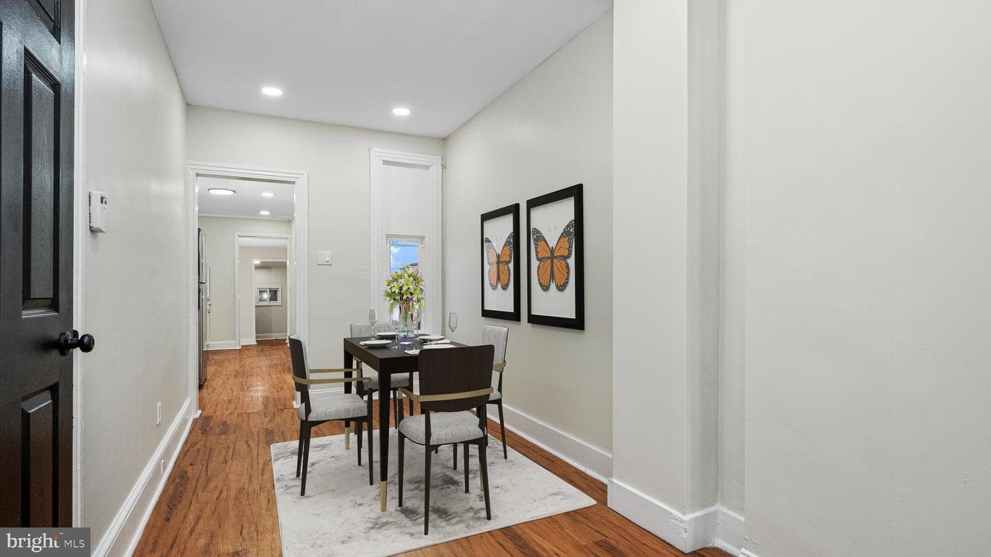 530 Maple Street photo 2
