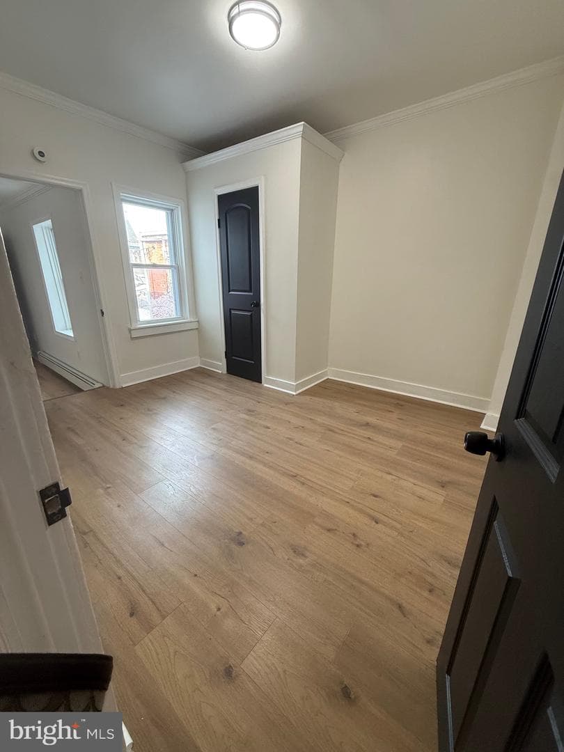 542 Moss Street photo 11