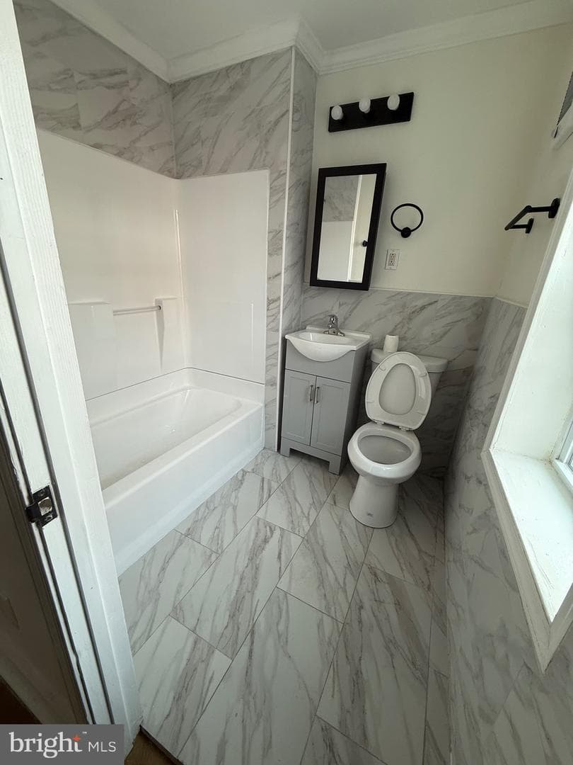 542 Moss Street photo 13