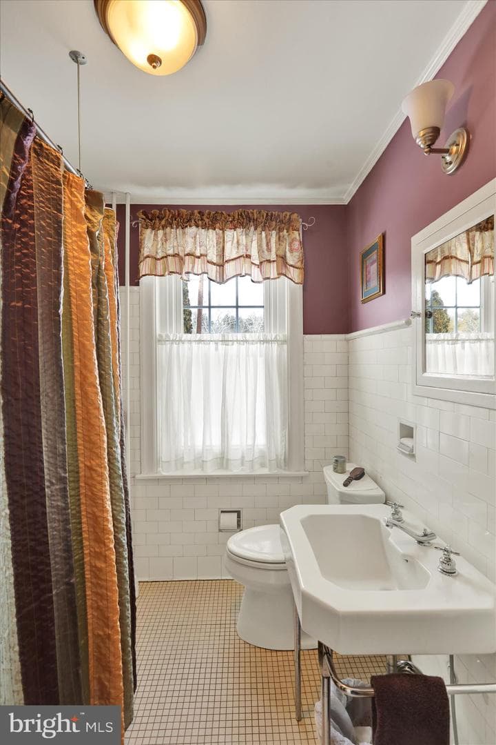 1415 Delaware Avenue photo 22