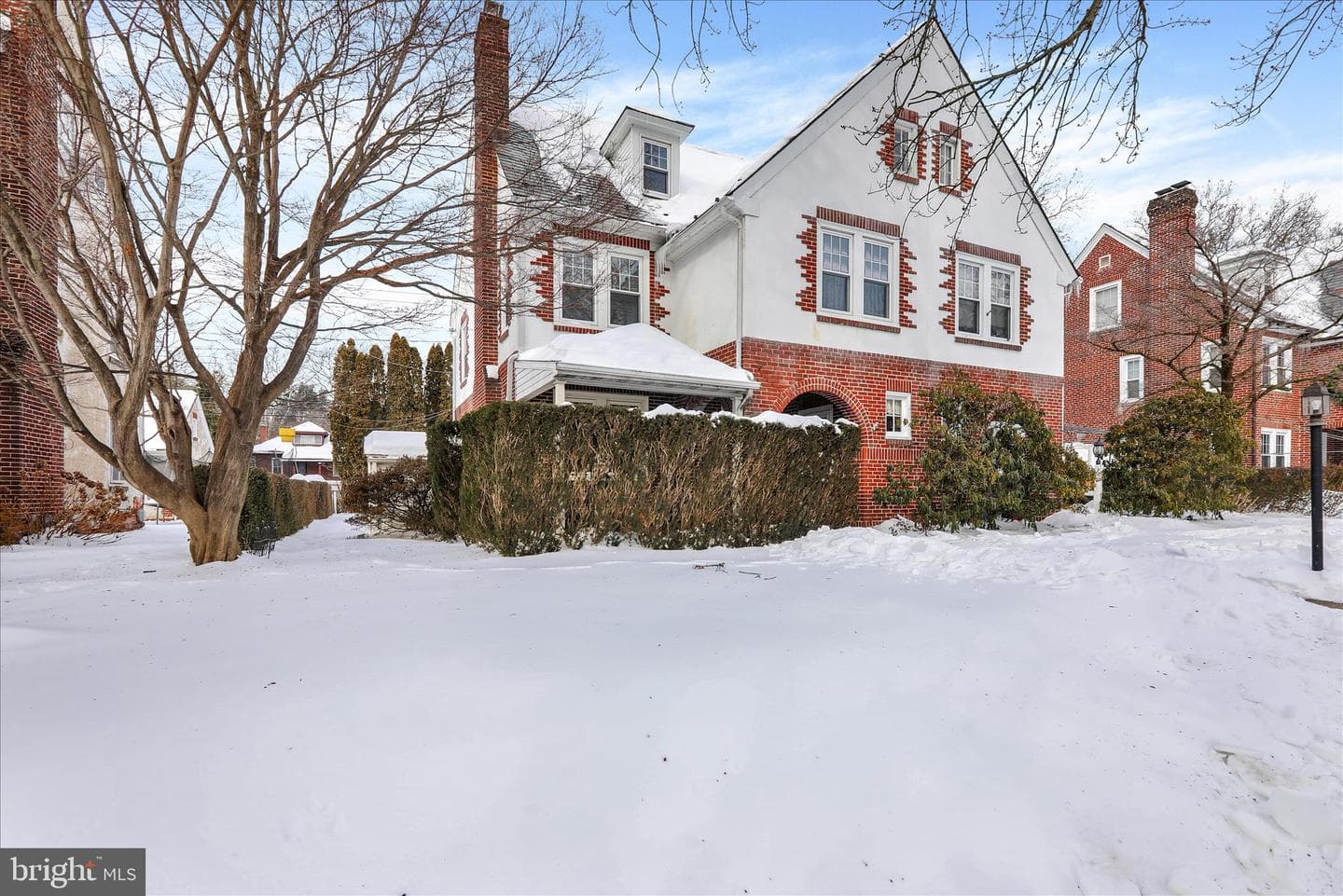 1415 Delaware Avenue photo 4
