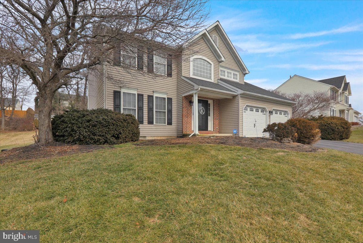 6 Lenape Drive photo 2