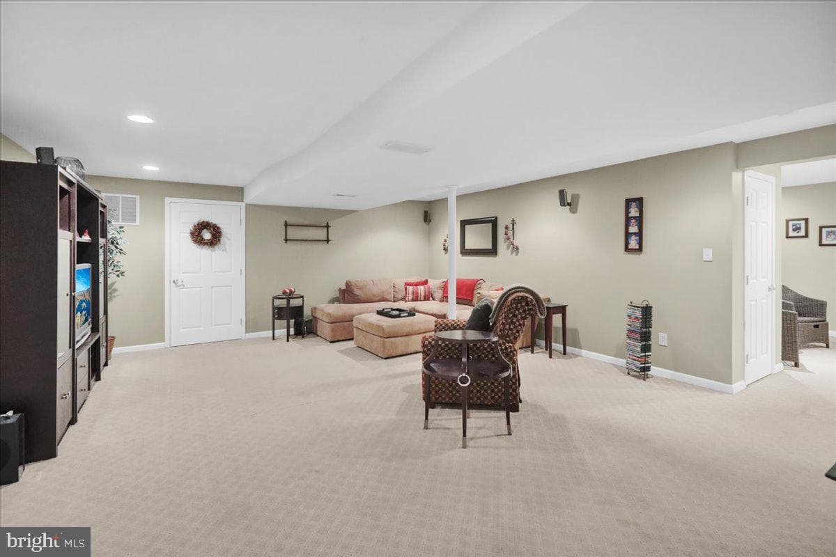 6 Lenape Drive photo 38