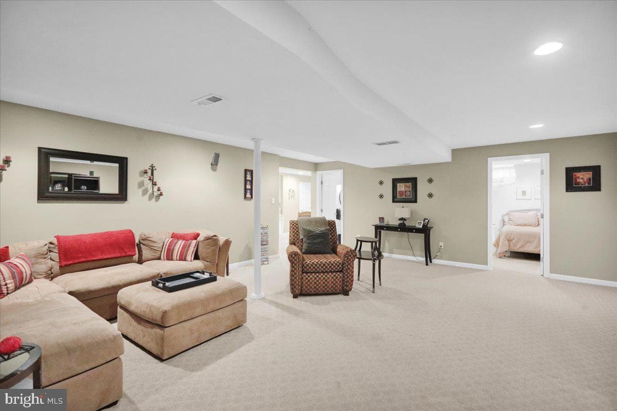 6 Lenape Drive photo 39