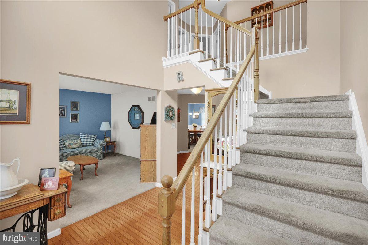 6 Lenape Drive photo 5