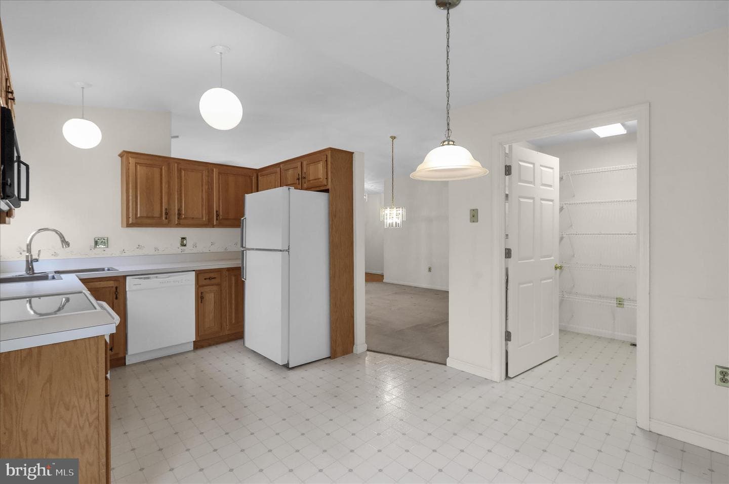 3232 Garfield Avenue photo 8