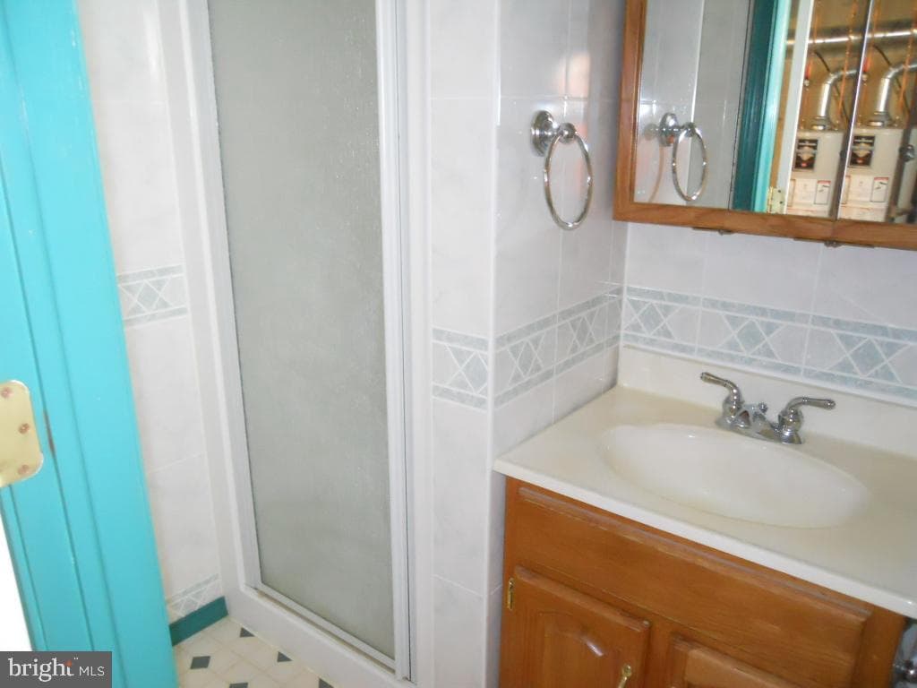909 Brighton Avenue photo 21