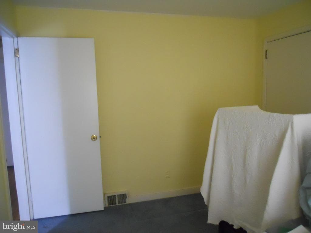 909 Brighton Avenue photo 22