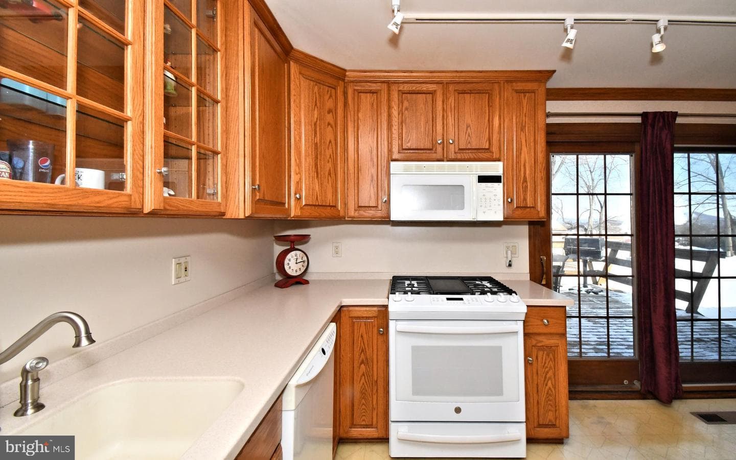 451 Silver Brook Drive photo 13