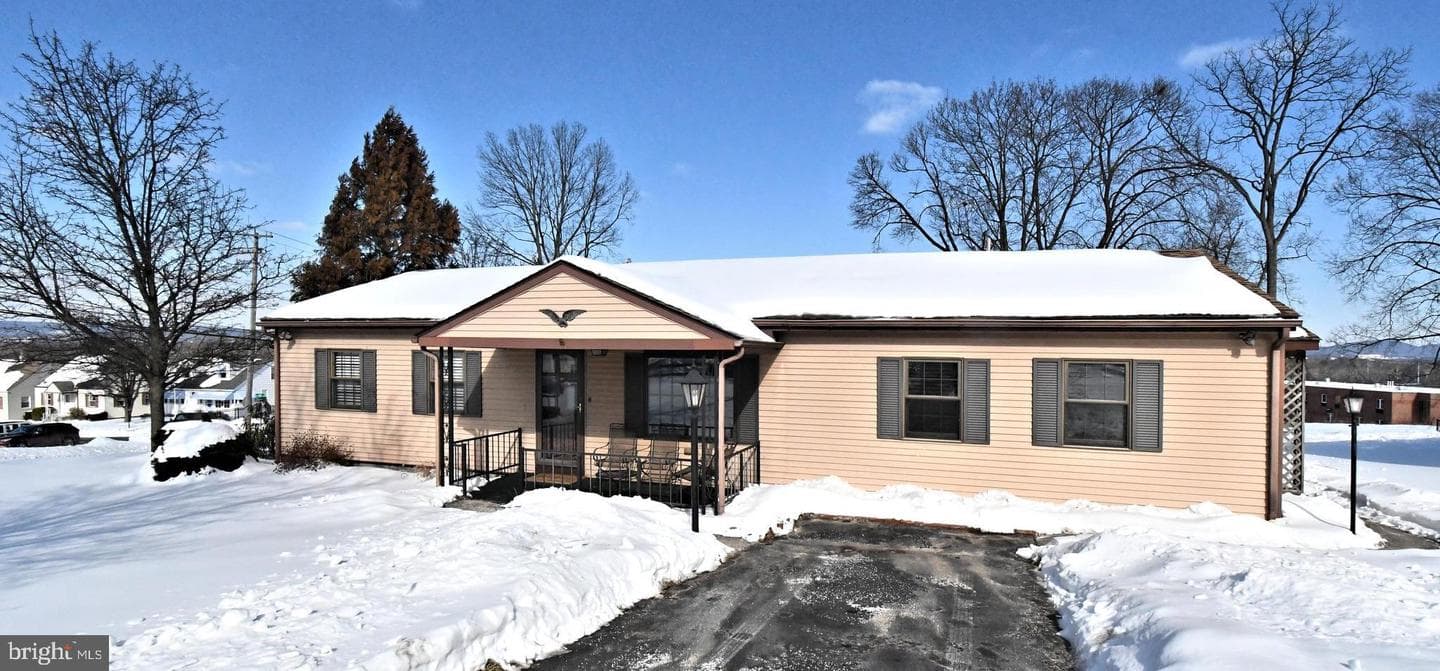 451 Silver Brook Drive photo 2