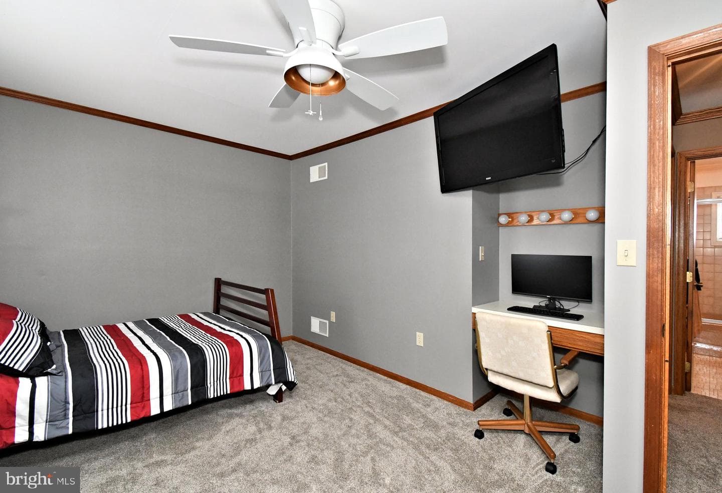 451 Silver Brook Drive photo 22
