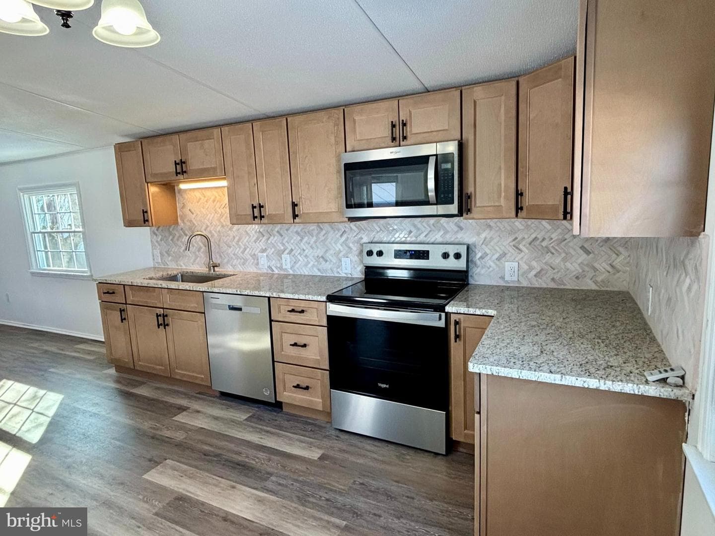1004 Heath Avenue photo 6