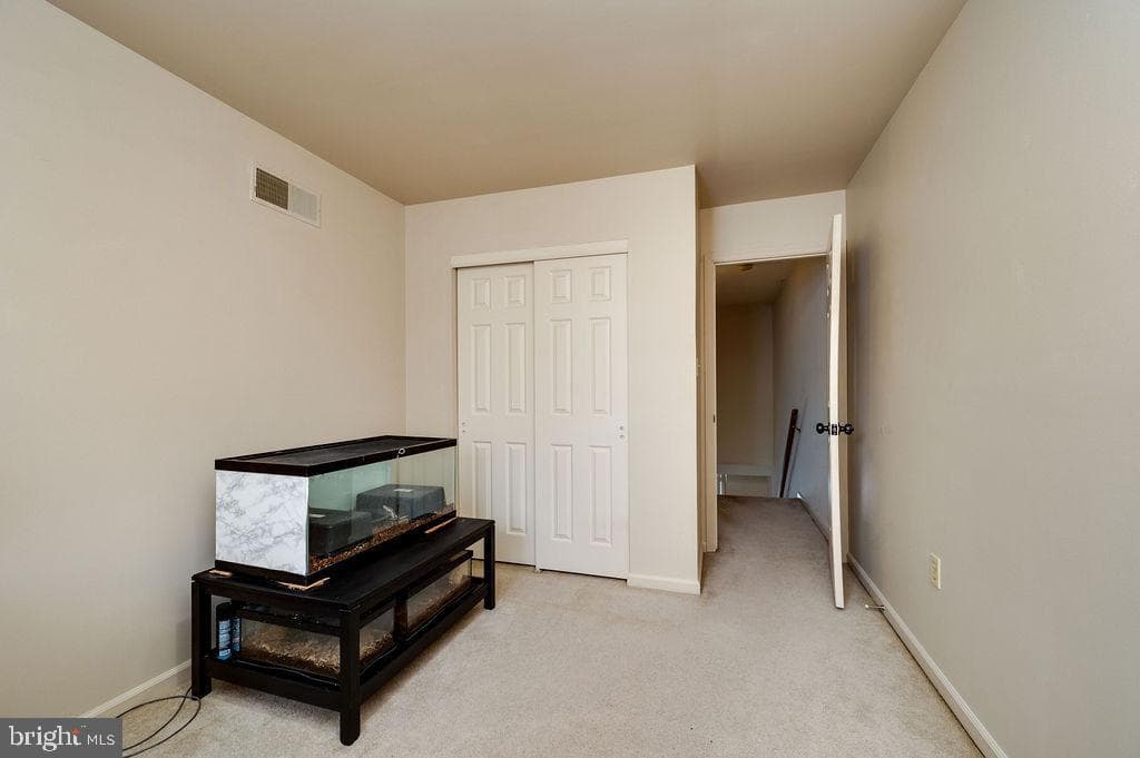 71 Winchester Court photo 16