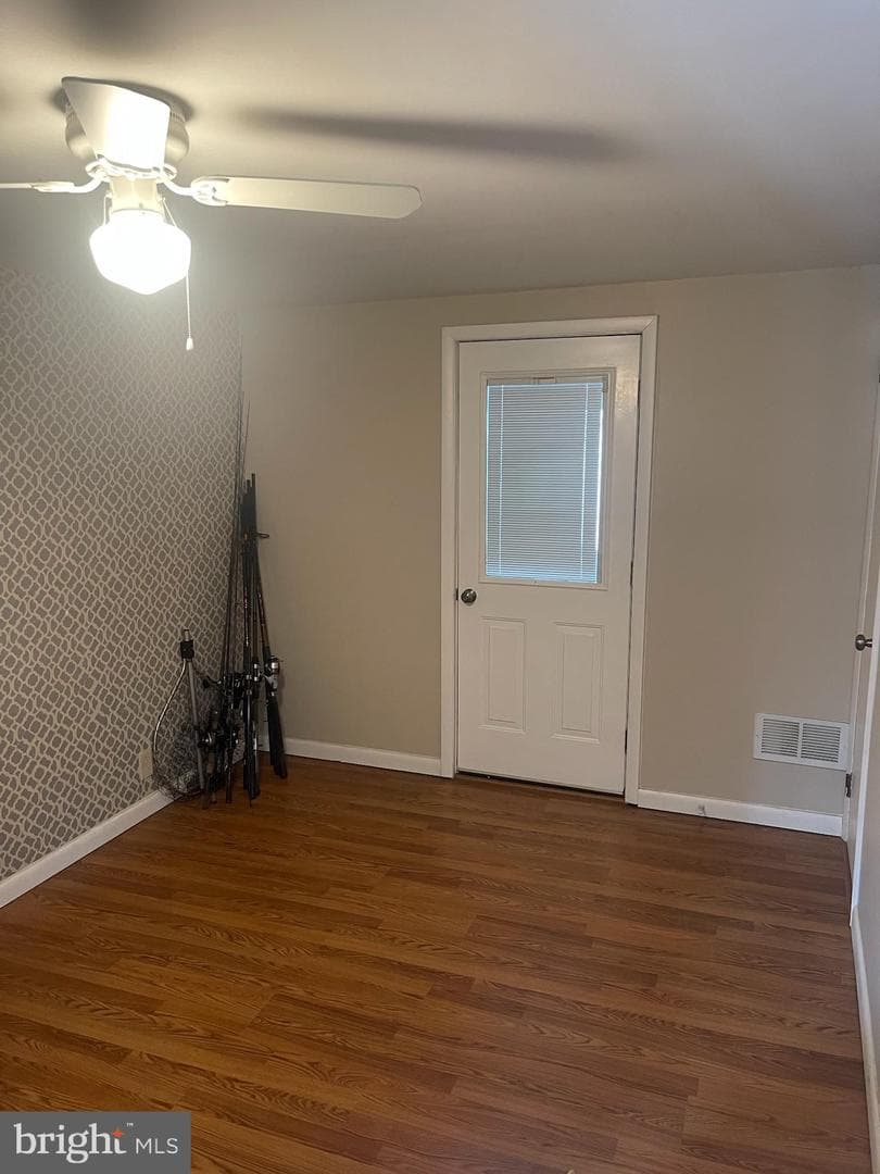108 Poplar Road photo 16