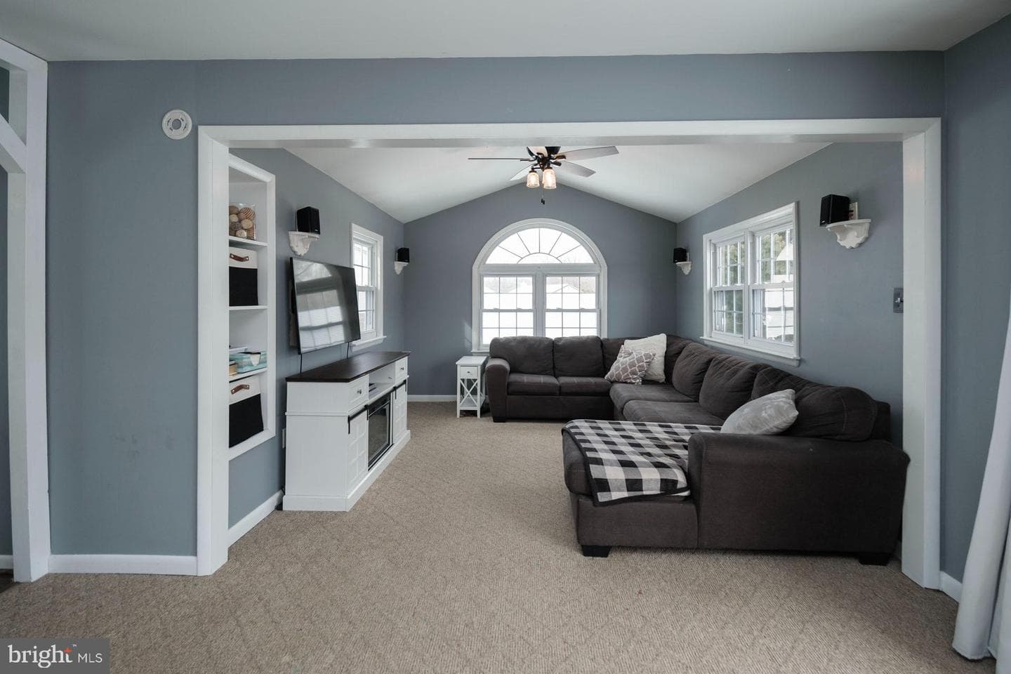 34 Carriage Circle photo 5