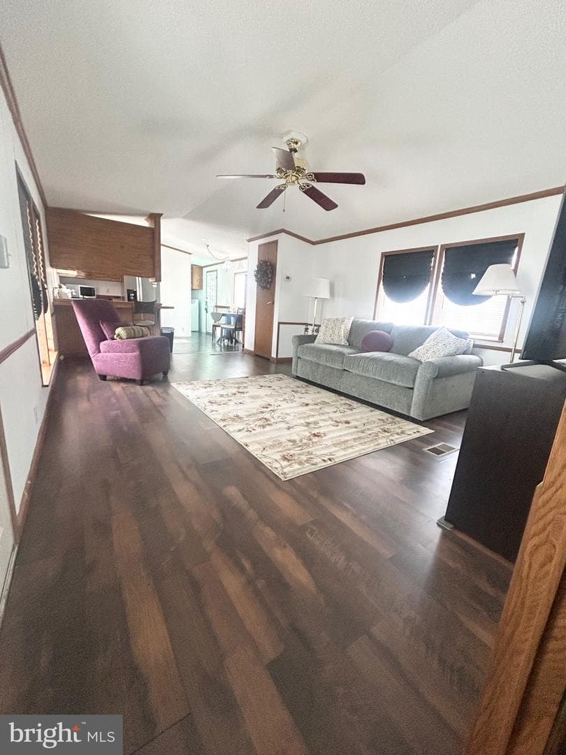 1079 Sage Avenue photo 3