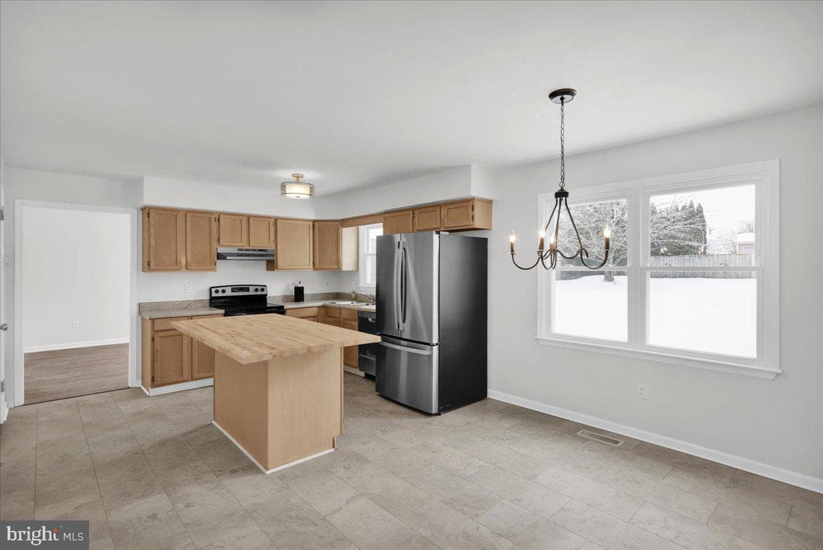 116 S Kelly Drive photo 11