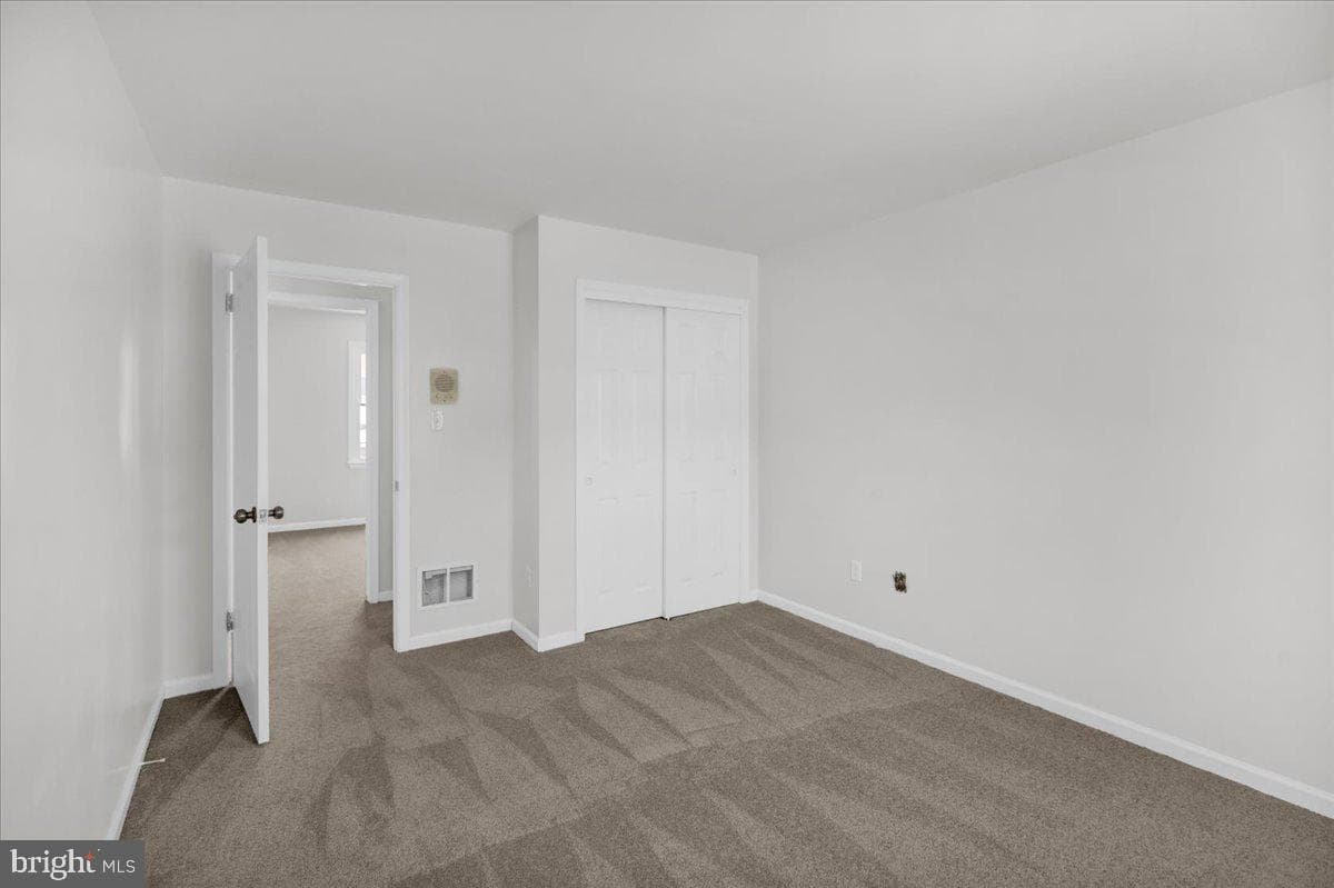 116 S Kelly Drive photo 25