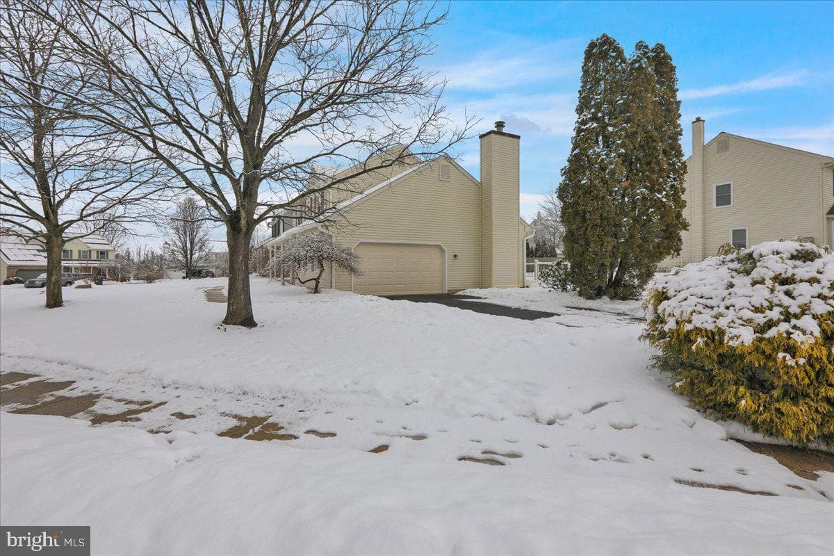 116 S Kelly Drive photo 30