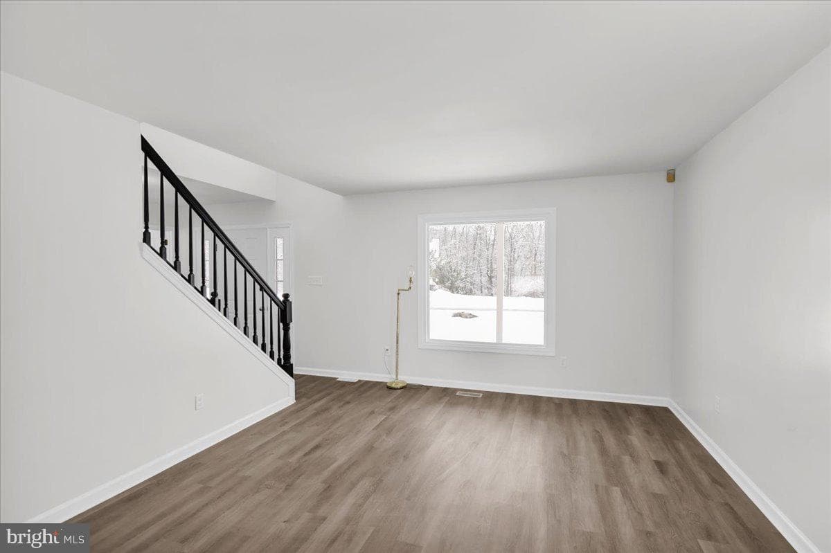 116 S Kelly Drive photo 5