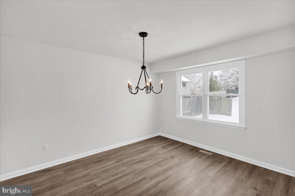 116 S Kelly Drive photo 7