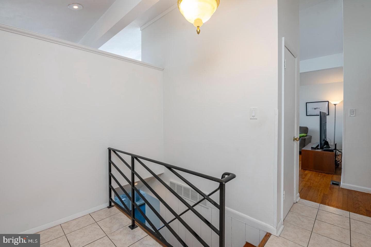 1519 Meadowlark Road photo 2
