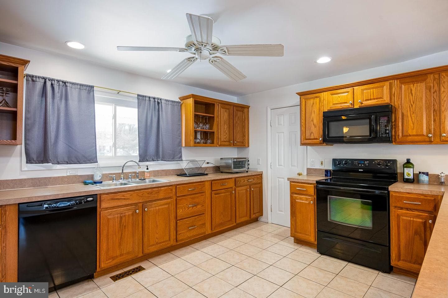 1519 Meadowlark Road photo 8