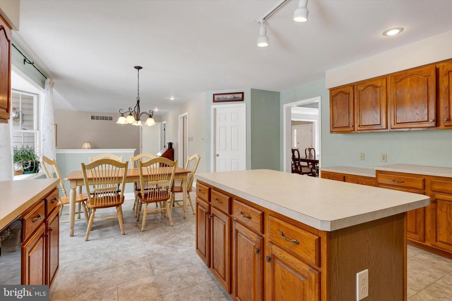 1018 Hartman Road photo 11