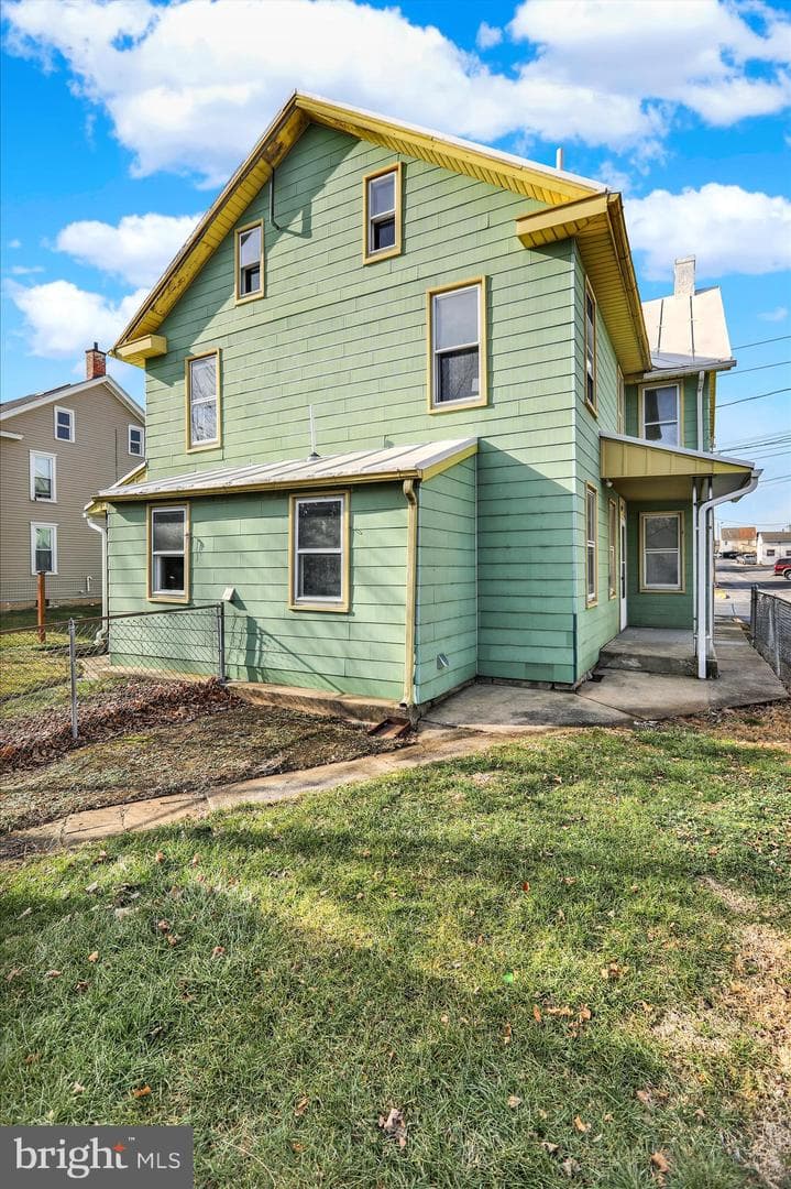 23 N Front Street photo 43