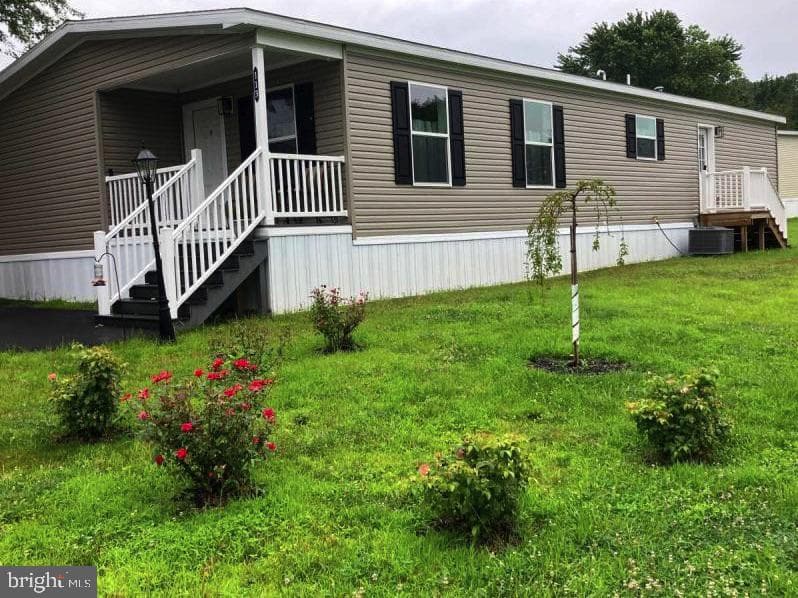 113 Mountain Village Drive photo 1